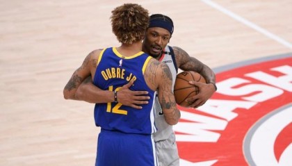 尼克斯紧盯比尔利拉德动态 乌布雷被视为重要拼图